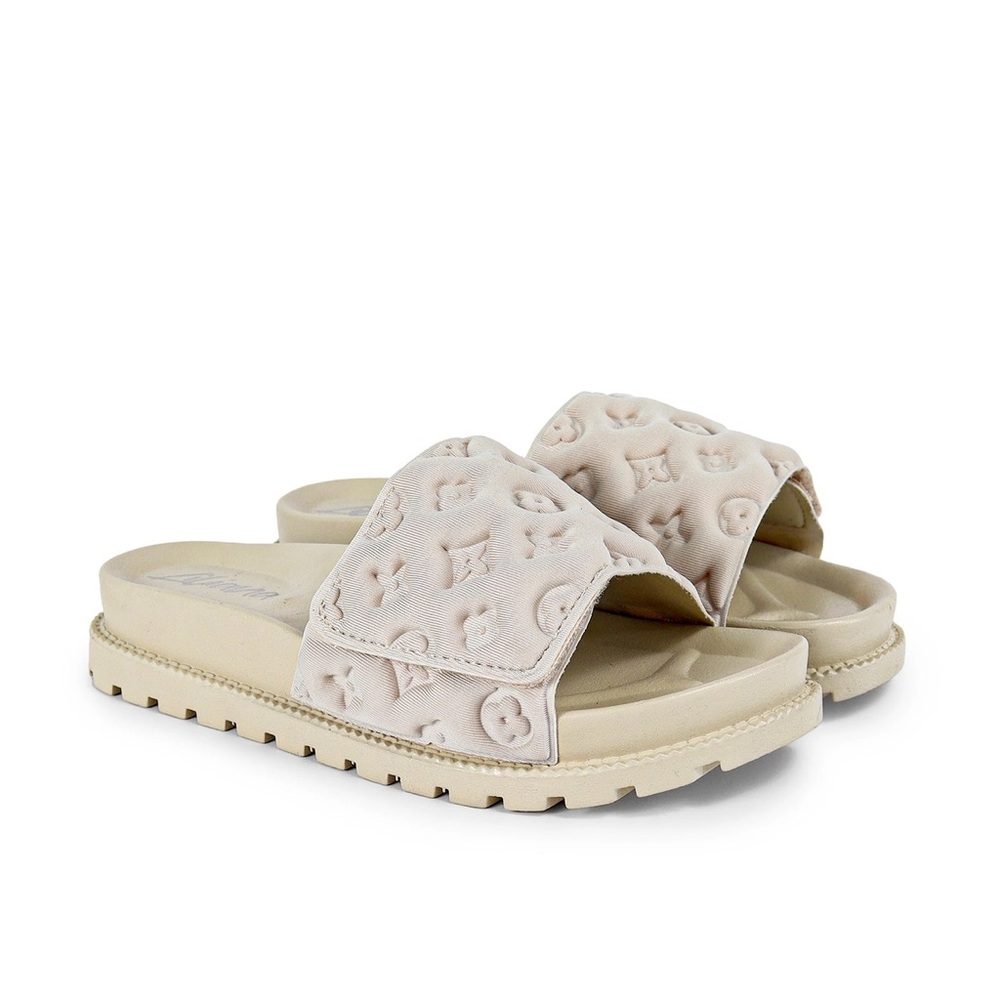 Embossed Open Toe Puffy Slippers - Size 11